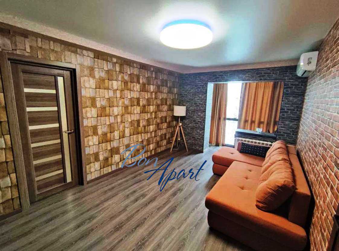 Продажа 2-комнатной квартиры 45 м², Михаила Донца ул., 21А