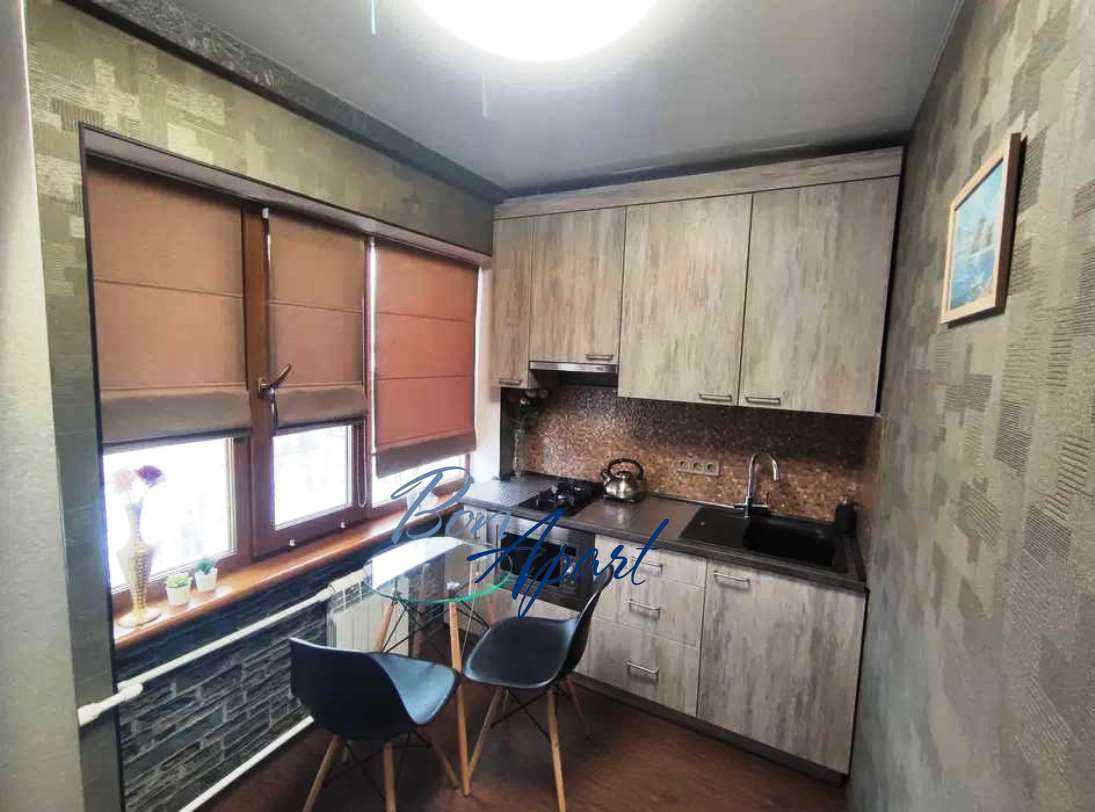 Продажа 2-комнатной квартиры 45 м², Михаила Донца ул., 21А