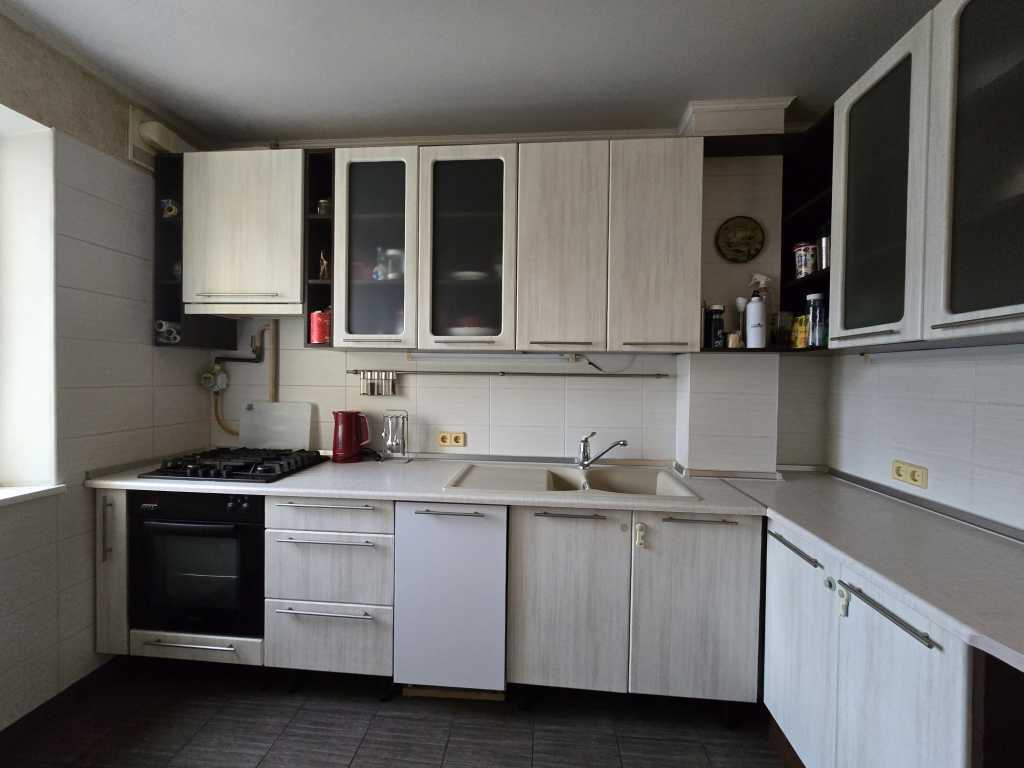 Продажа 3-комнатной квартиры 72 м², Северная ул., 54А