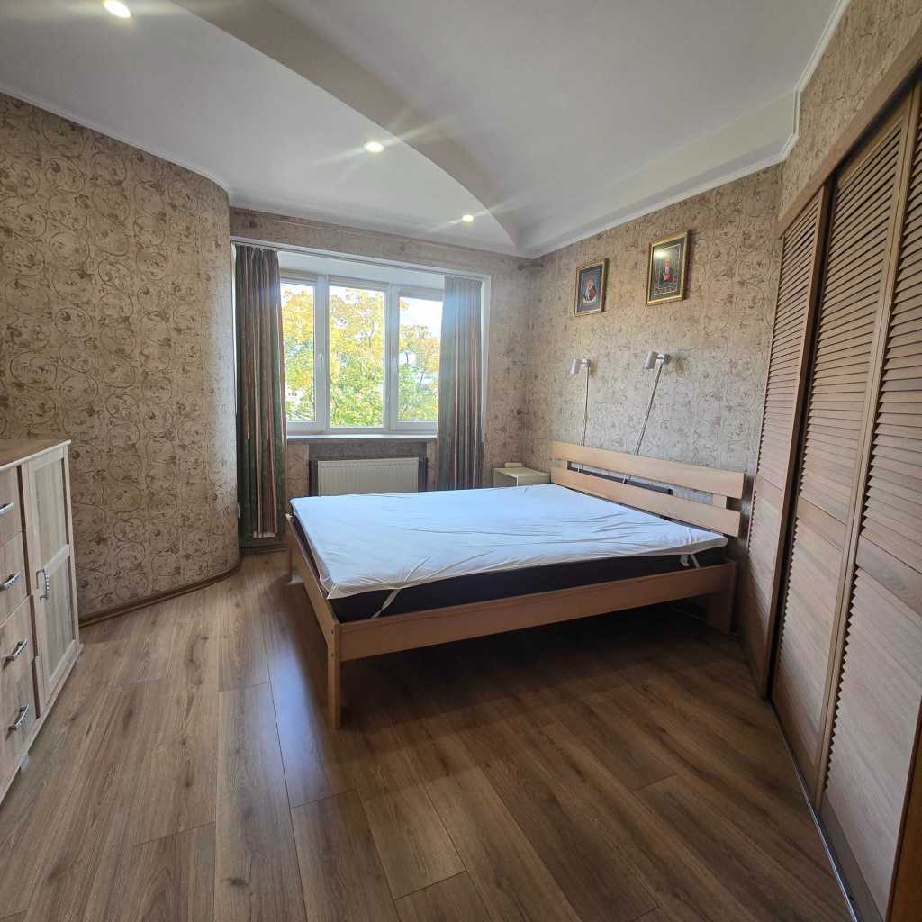 Продажа 3-комнатной квартиры 64 м², Фрунзе, 117