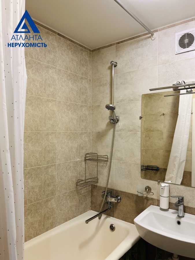 Продажа 3-комнатной квартиры 51 м², Наливайко ул., 8А