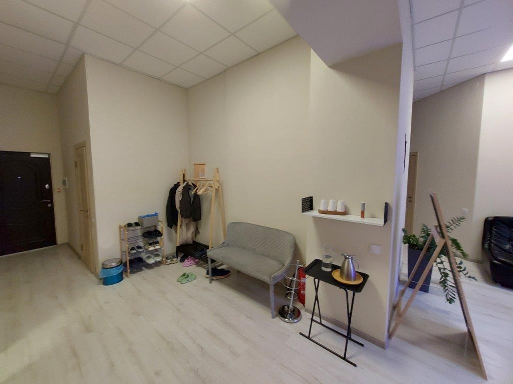 Продаж офісу 122 м², Глибочицька вул., 40