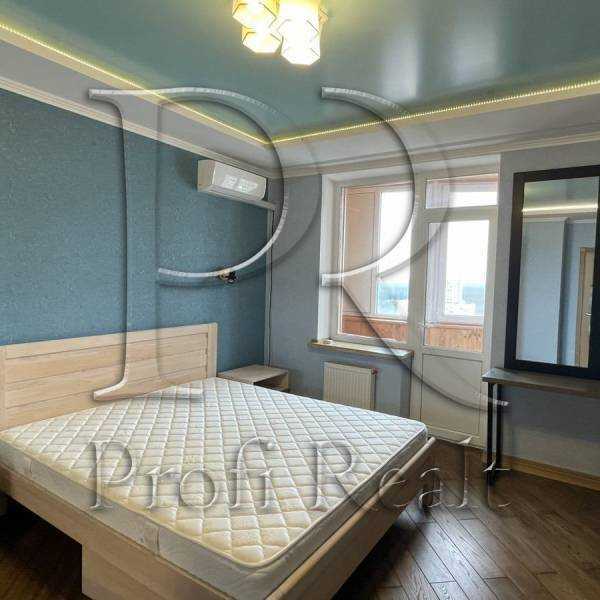 Продажа 1-комнатной квартиры 60 м², Олевская ул., 9