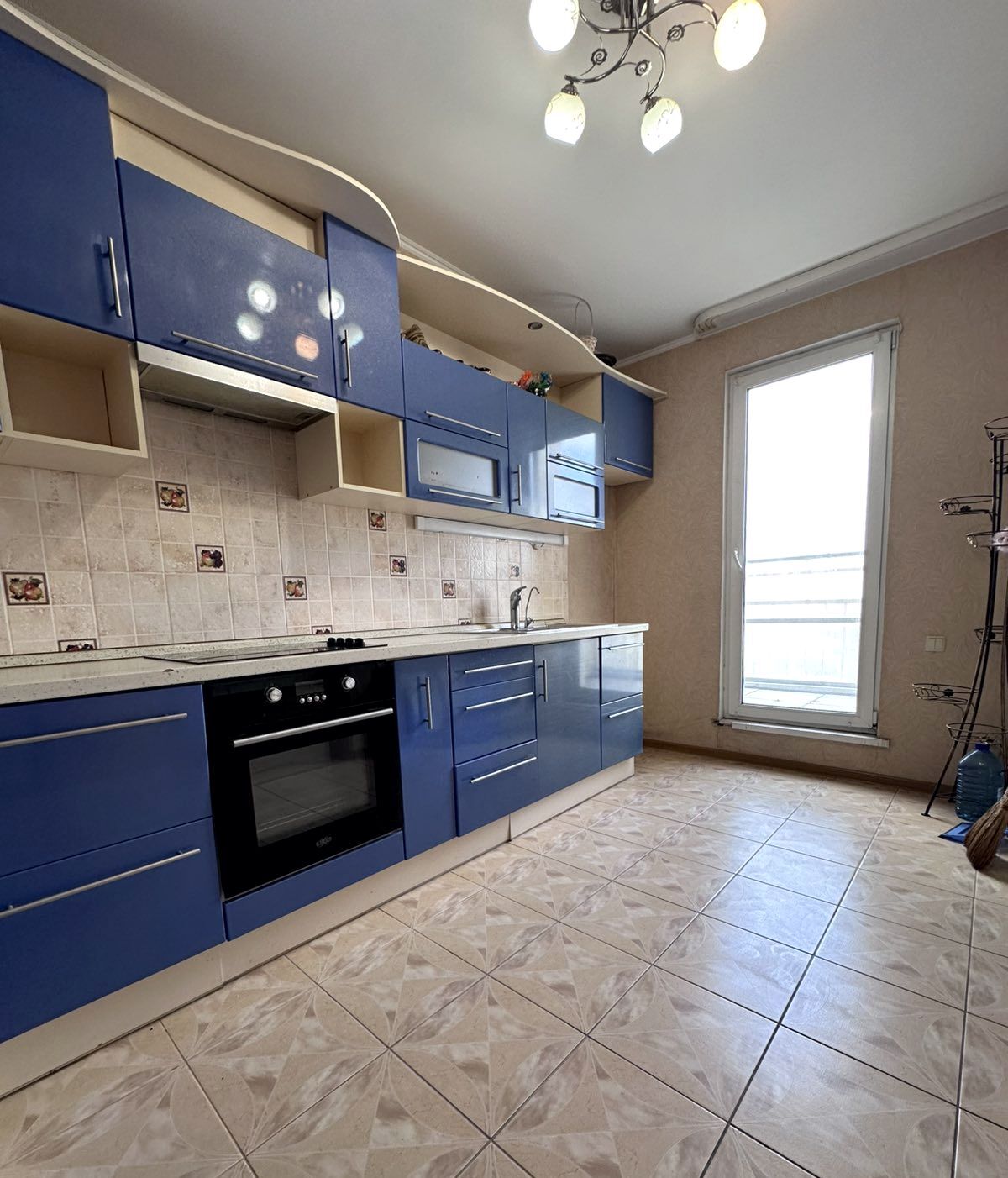 Продажа 3-комнатной квартиры 90 м², 8 Марта (Слобожанское) ул., 9В