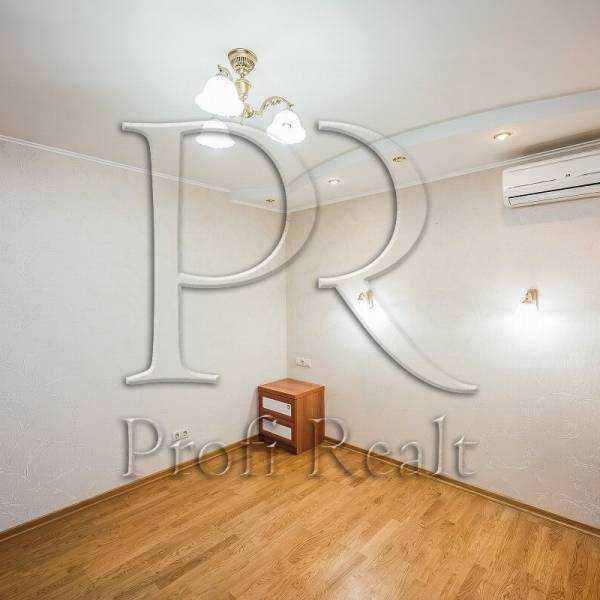 Продажа 3-комнатной квартиры 71 м², Днепровская наб., 13