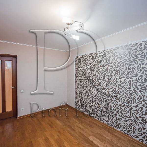 Продажа 3-комнатной квартиры 71 м², Днепровская наб., 13