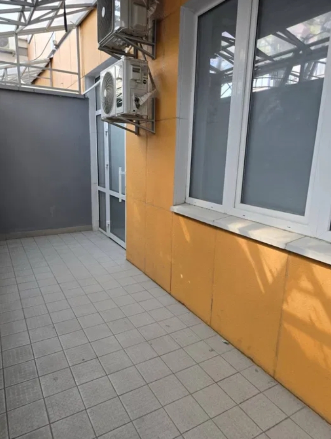 Оренда приміщення вільного призначення 29 м², Середньофонтанська вул.