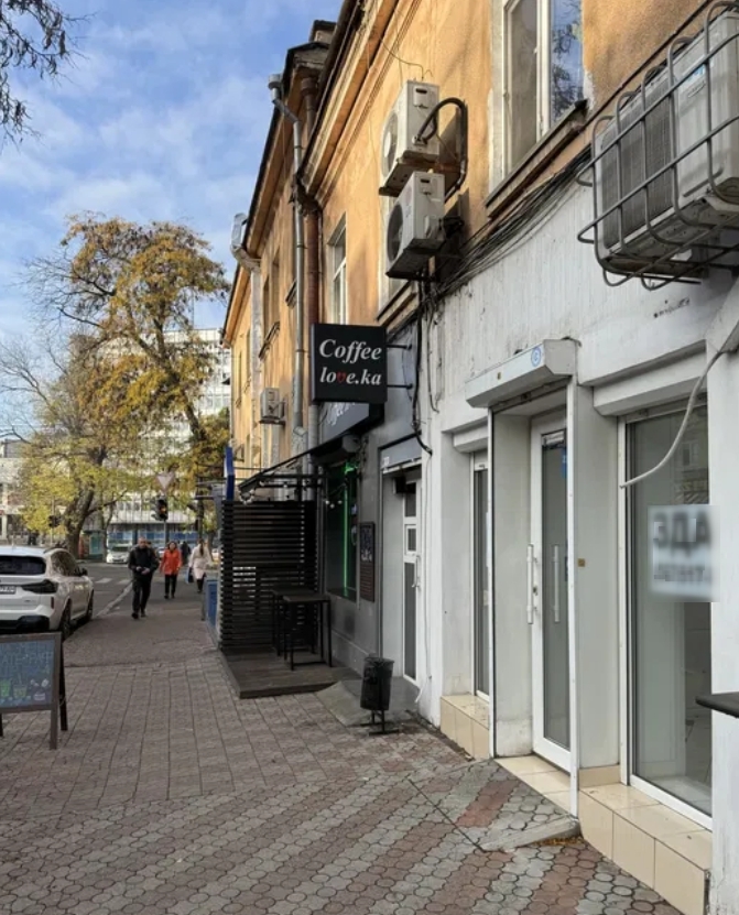 Оренда торговельного приміщення 34 м², Торговая вул.