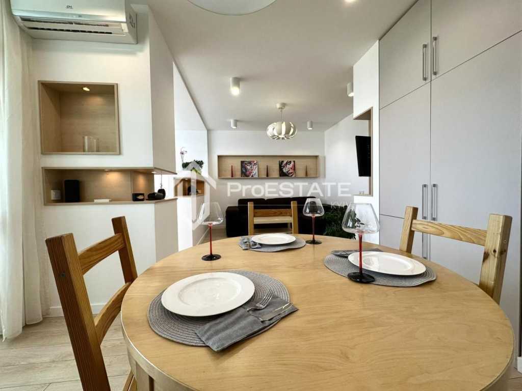 Продажа 1-комнатной квартиры 45 м², Вышгородская ул., 45/4