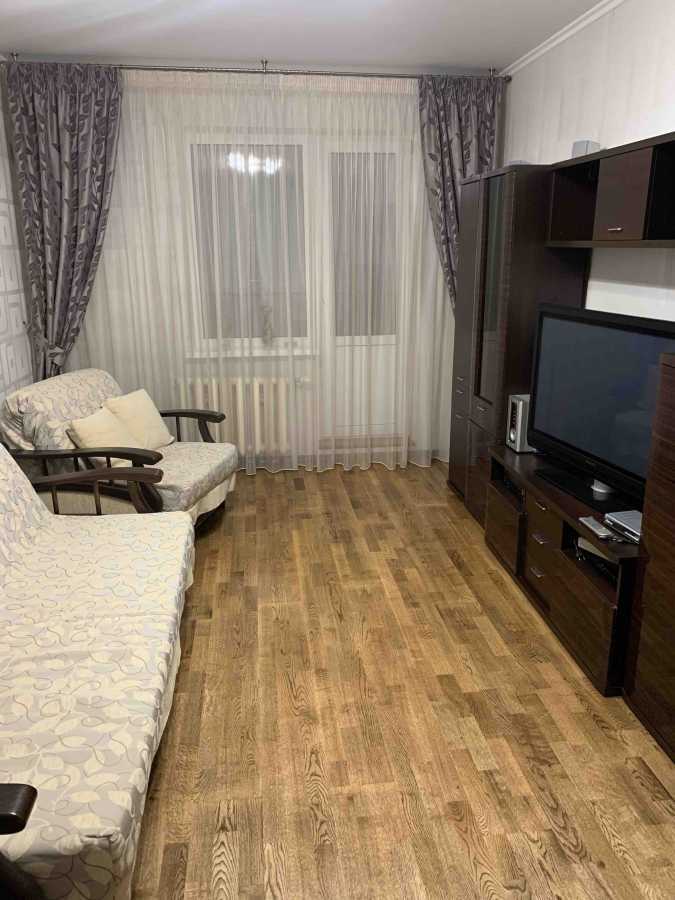 Аренда 2-комнатной квартиры 80 м², Европейская пл., Союзу, 19А