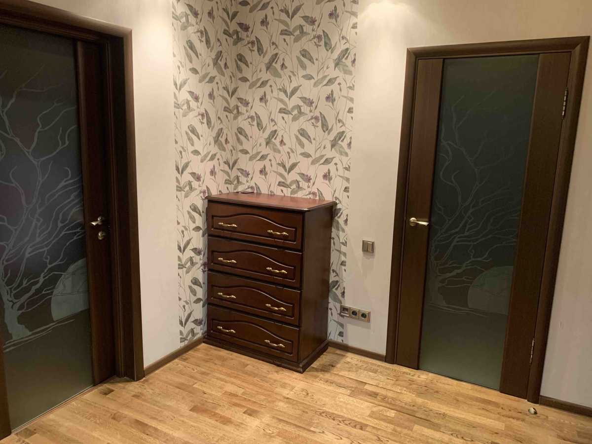 Аренда 2-комнатной квартиры 80 м², Европейская пл., Союзу, 19А
