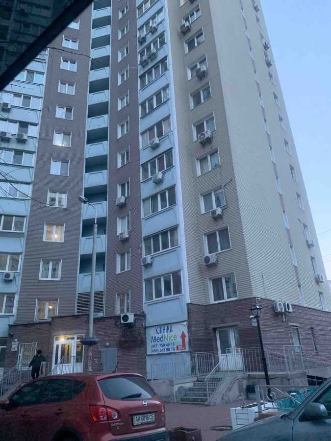 Аренда 2-комнатной квартиры 80 м², Европейская пл., Союзу, 19А