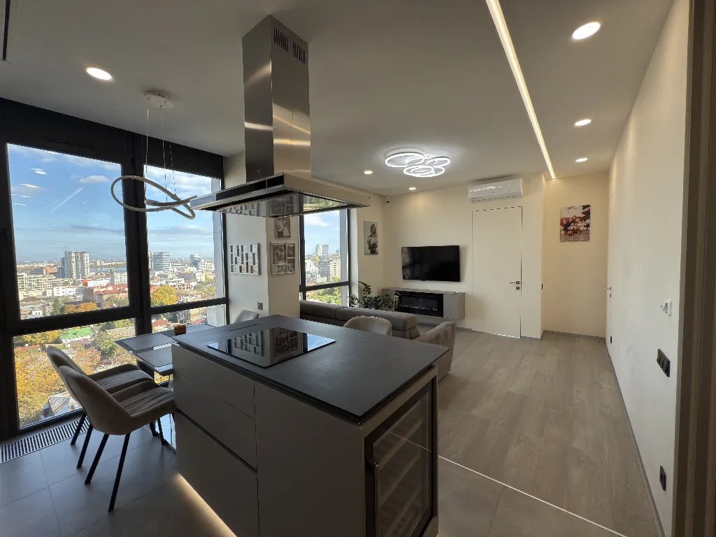 Продажа 3-комнатной квартиры 80 м², Костомаровская ул.