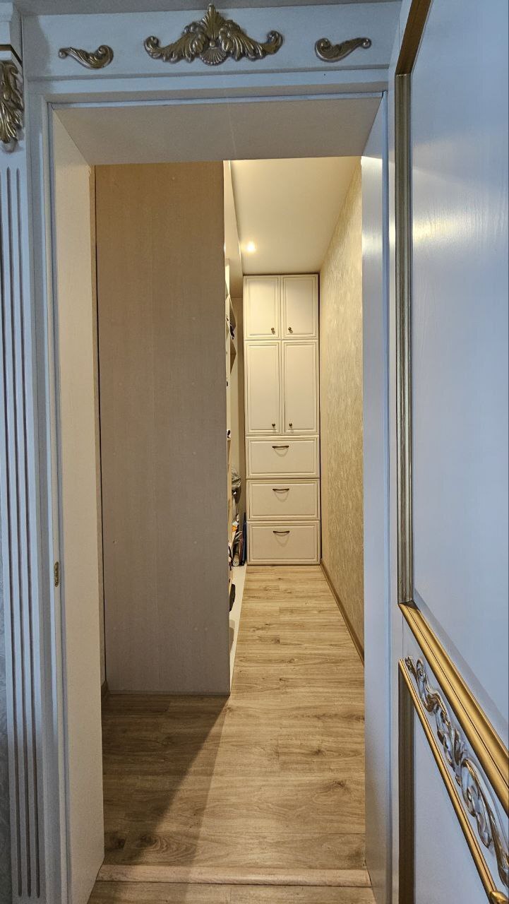 Продажа 3-комнатной квартиры 90 м², Любарского пер.