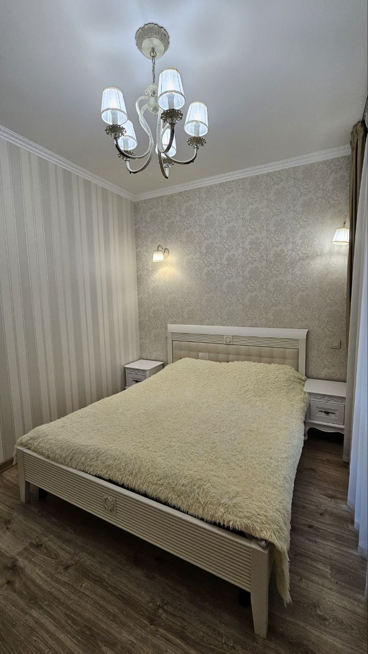 Продажа 3-комнатной квартиры 90 м², Любарского пер.