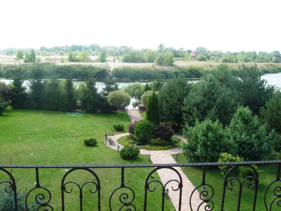 Аренда дома 500 м², Святищенская ул.