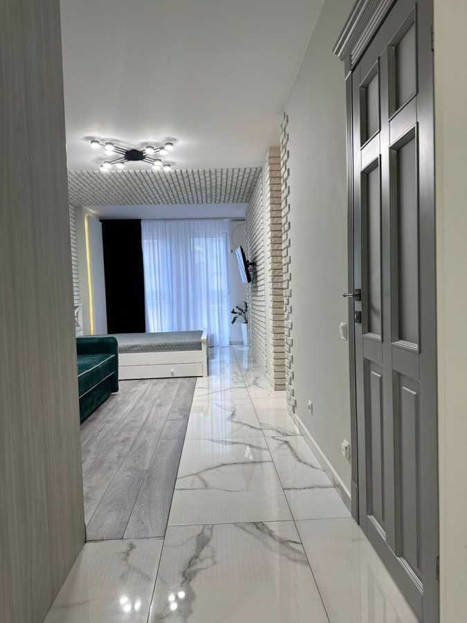 Аренда 1-комнатной квартиры 51 м², Владимира Антоновича ул., 74