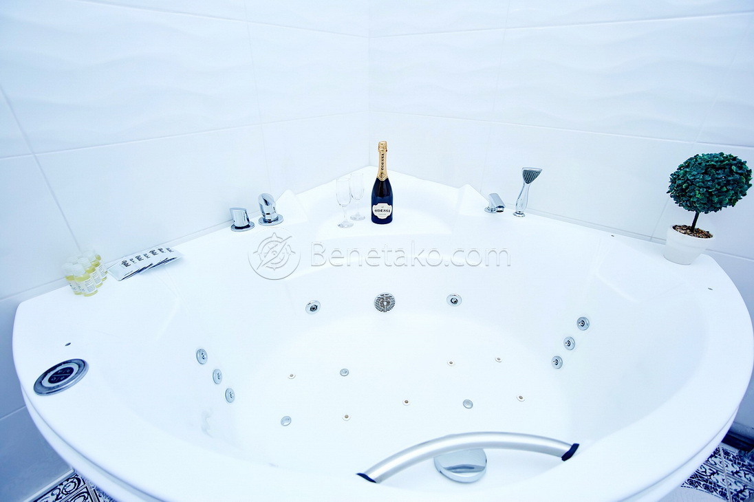 Аренда 4-комнатной квартиры 120 м², Гагаринское Плато ул., 5/3