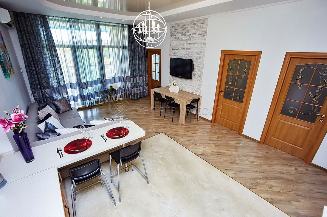 Аренда 4-комнатной квартиры 120 м², Гагаринское Плато ул., 5/3