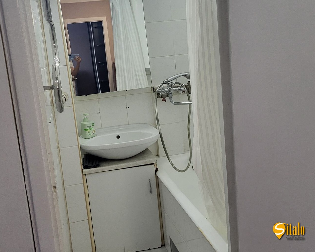 Продажа 2-комнатной квартиры 55 м², Евгения Коновальца ул., 37