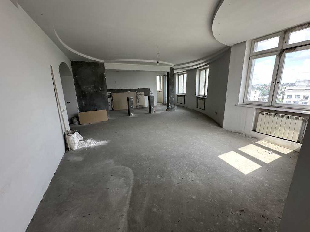 Продажа 4-комнатной квартиры 145 м², Голосеевский просп., 68