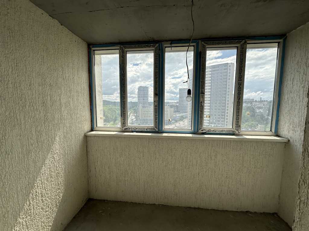 Продажа 4-комнатной квартиры 145 м², Голосеевский просп., 68