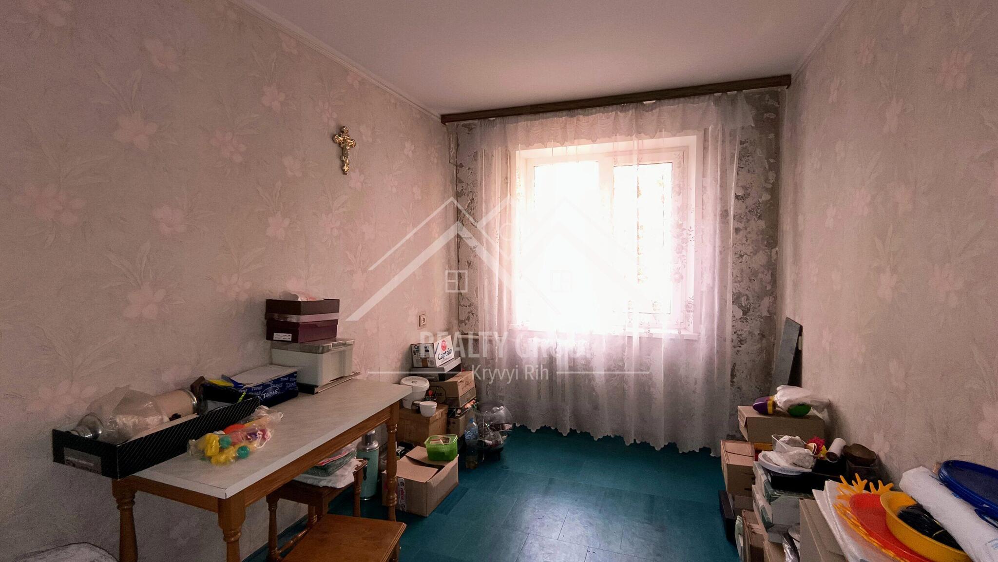 Продажа 3-комнатной квартиры 63 м², 200 летия Кривого Рога просп., 12