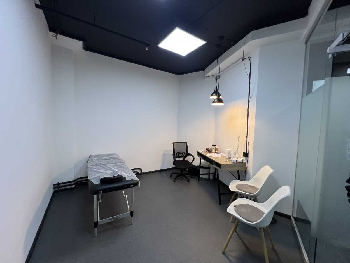 Продаж офісу 153.4 м², Кудряшова вул., 18А