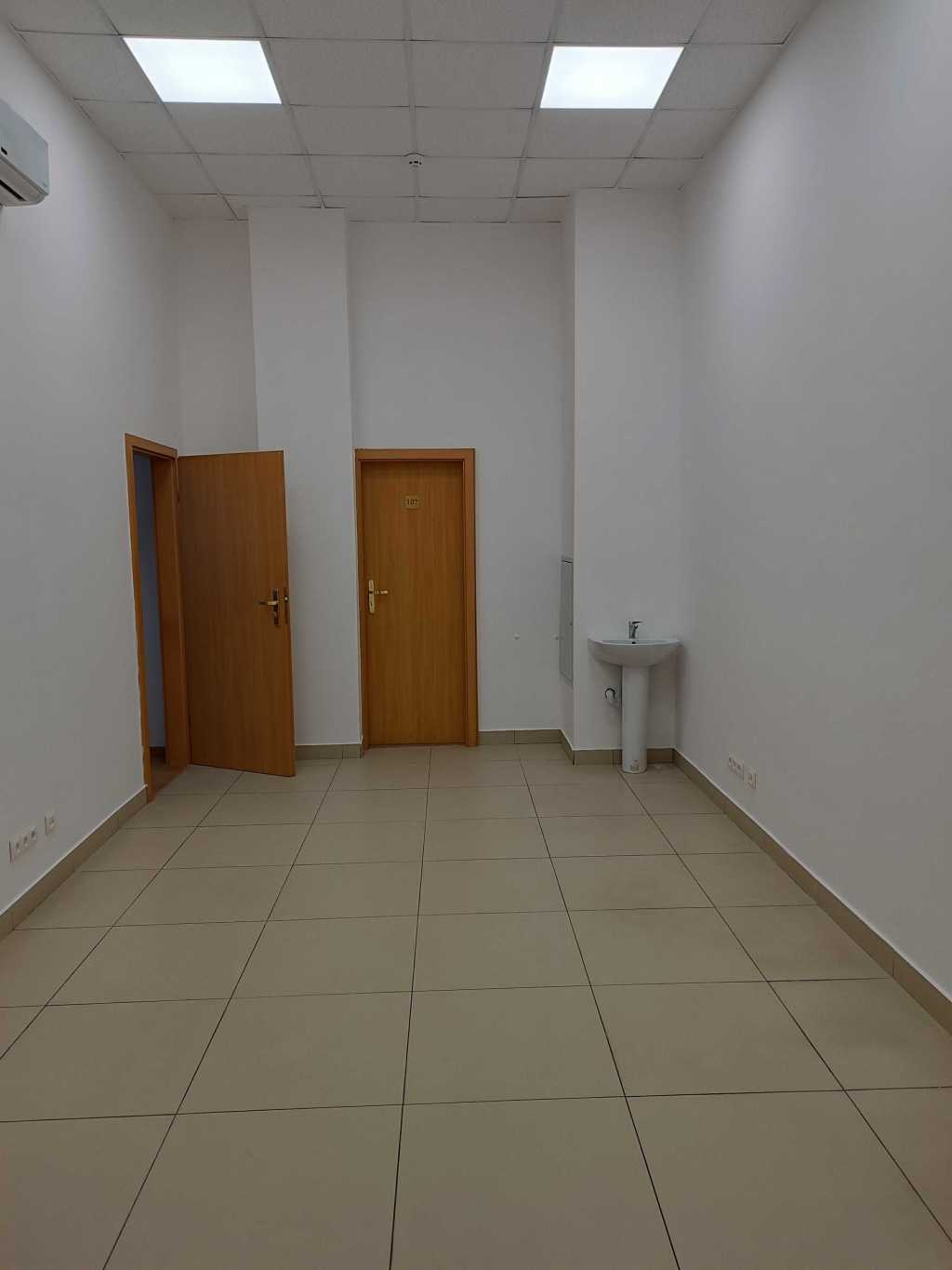 Аренда офиса 50 м², Евгения Сверстюка ул., 11Б