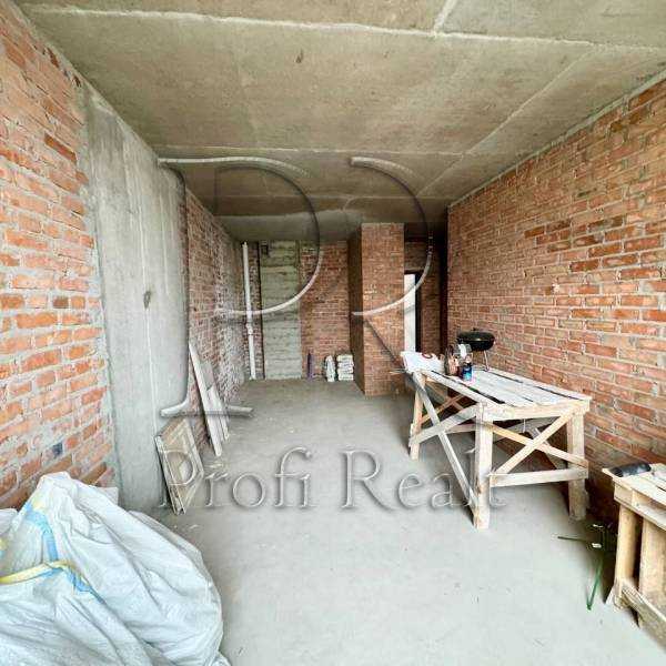 Продажа 1-комнатной квартиры 42 м², Победы просп., 67