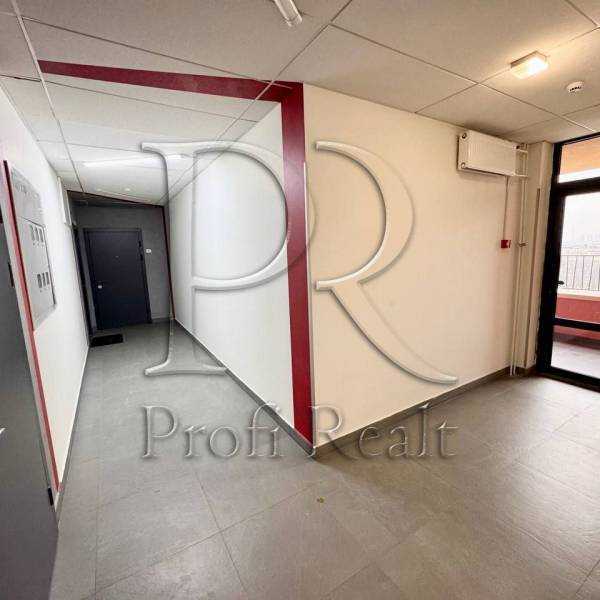 Продажа 1-комнатной квартиры 42 м², Победы просп., 67