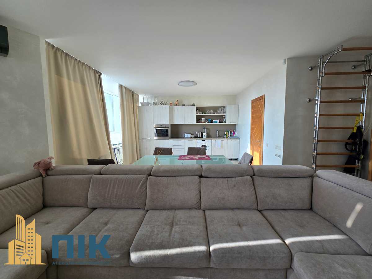 Продажа 3-комнатной квартиры 125 м², Героев Сталинграда просп., 2Д