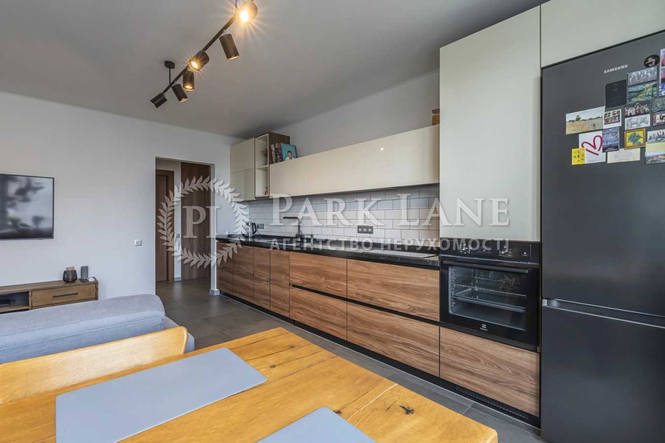 Продажа 2-комнатной квартиры 78.9 м², Демеевская ул., 13