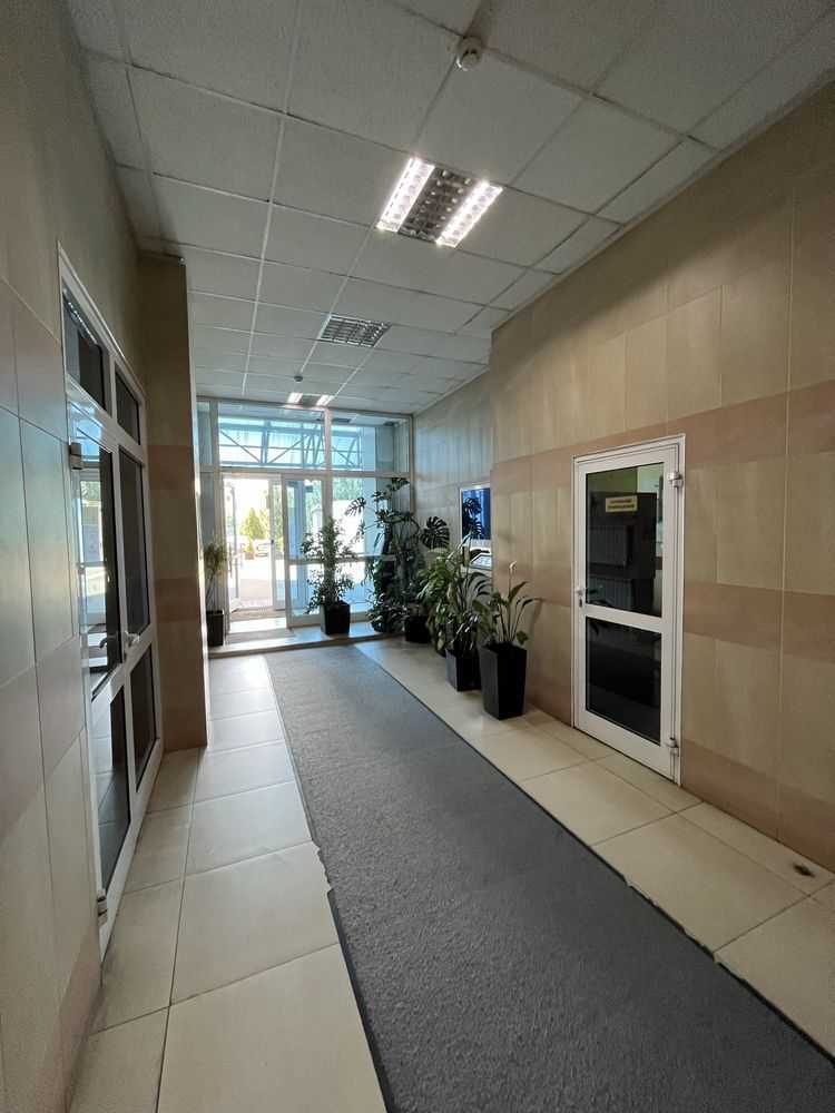 Продаж 1-кімнатної квартири 51.3 м², Юрія Шумського вул., 1