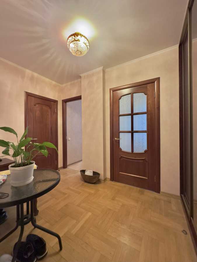 Продаж 1-кімнатної квартири 51.3 м², Юрія Шумського вул., 1