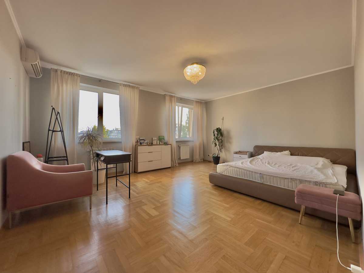 Продаж 1-кімнатної квартири 51.3 м², Юрія Шумського вул., 1