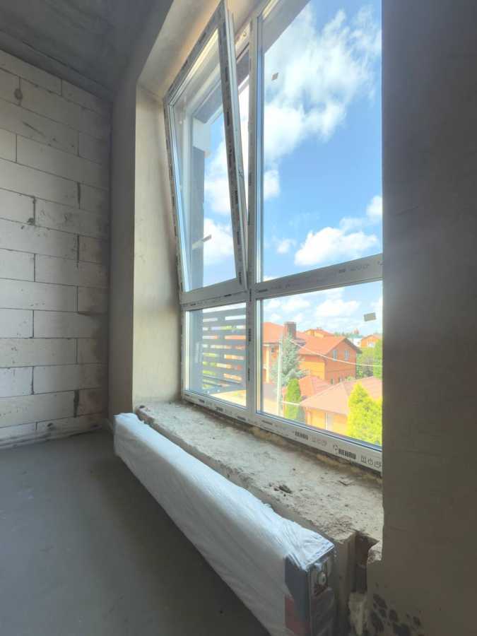 Продаж 1-кімнатної квартири 36.5 м², Інститутська вул., 5