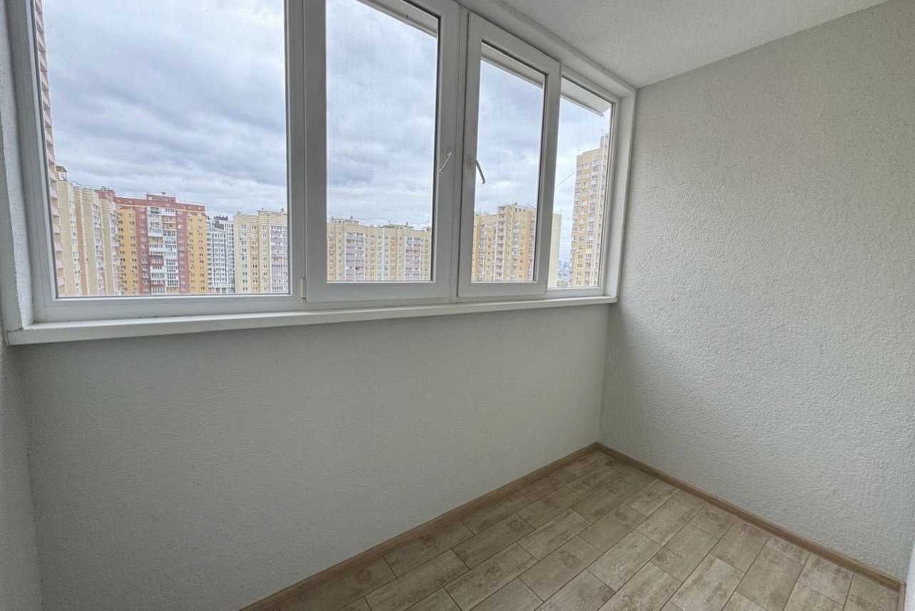 Аренда 3-комнатной квартиры 90 м², Михаила Максимовича ул.