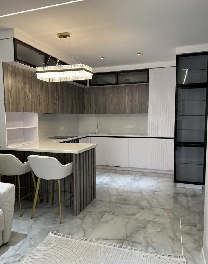 Аренда 1-комнатной квартиры 41 м², Михаила Максимовича ул.