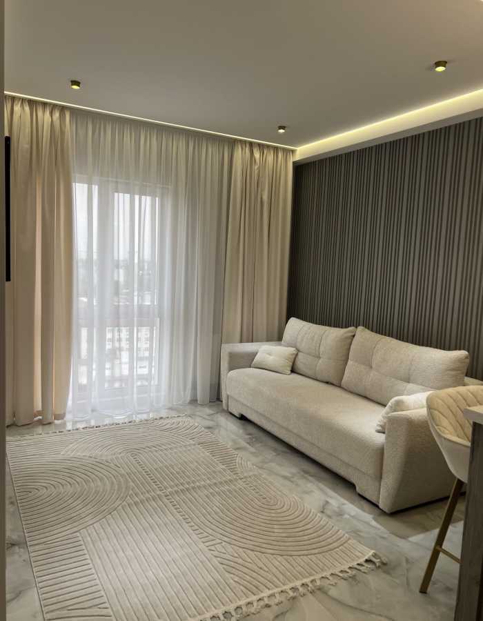 Аренда 1-комнатной квартиры 41 м², Михаила Максимовича ул.