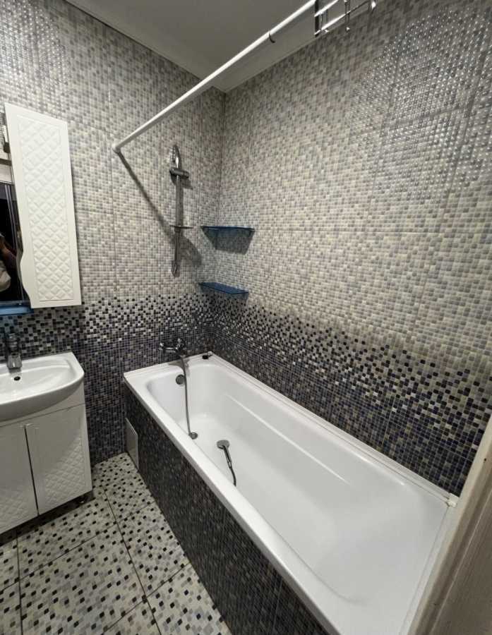 Аренда 3-комнатной квартиры 80 м², Ломоносова ул.