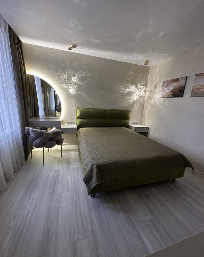 Аренда 1-комнатной квартиры 40 м², Днепровская наб.