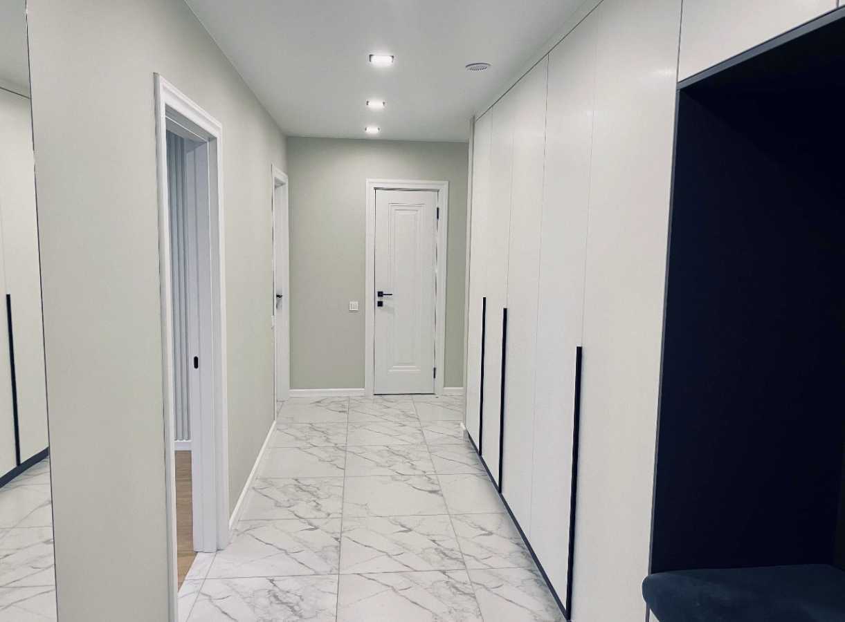 Аренда 3-комнатной квартиры 100 м², Михаила Максимовича ул.