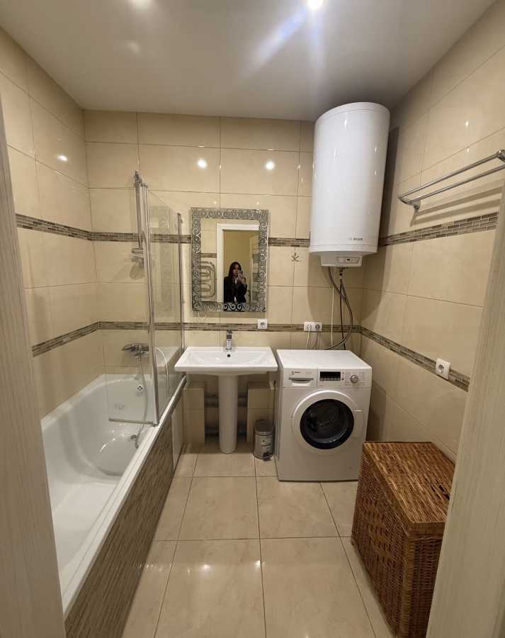 Аренда 2-комнатной квартиры 74 м², Науки просп.