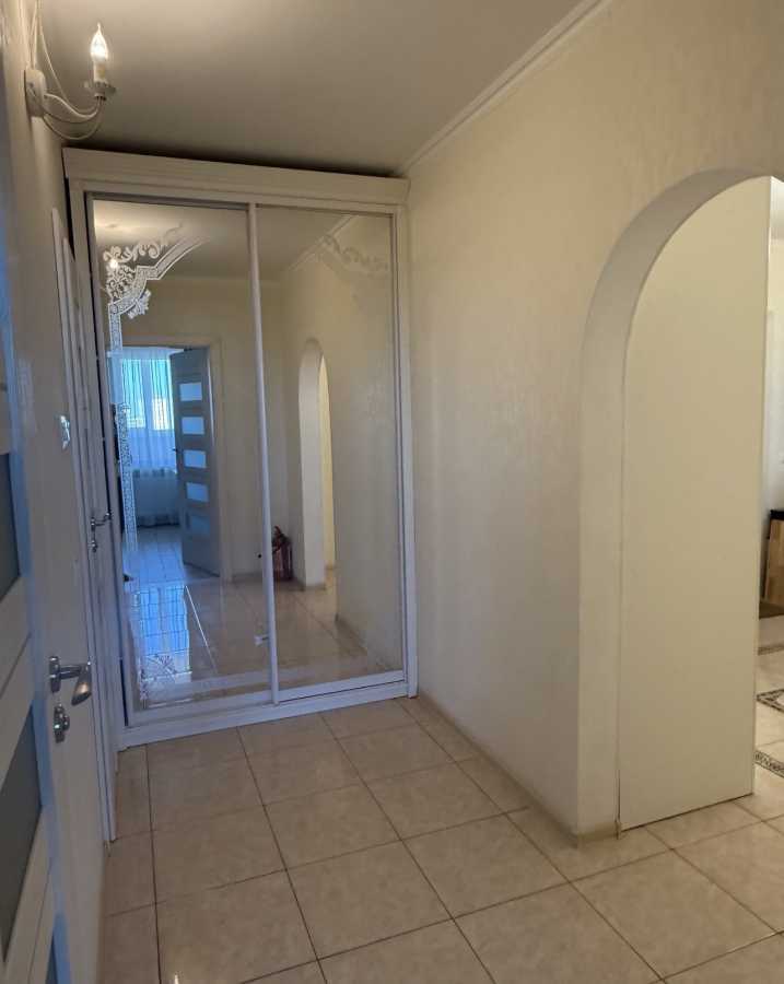 Аренда 2-комнатной квартиры 74 м², Науки просп.