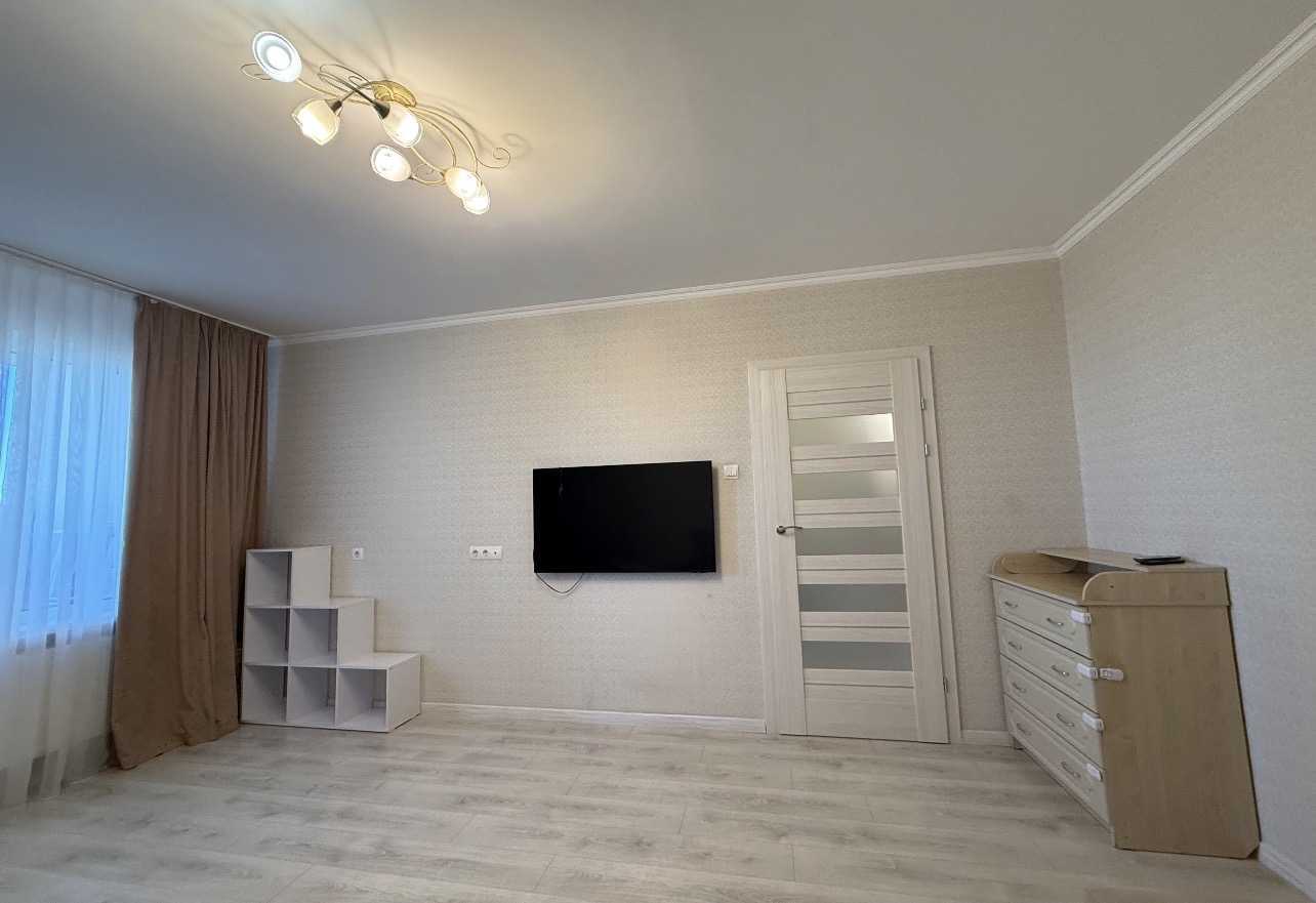 Аренда 2-комнатной квартиры 74 м², Науки просп.