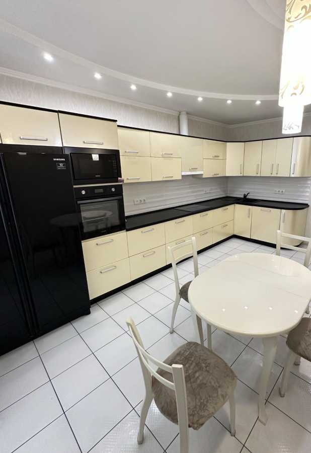 Аренда 2-комнатной квартиры 85 м², Коломиевский