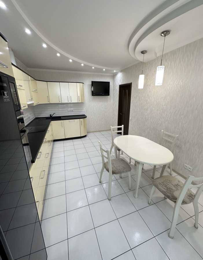 Аренда 2-комнатной квартиры 85 м², Коломиевский