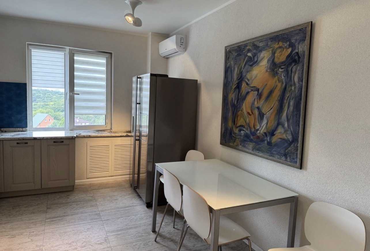 Аренда 3-комнатной квартиры 90 м², Науки просп.