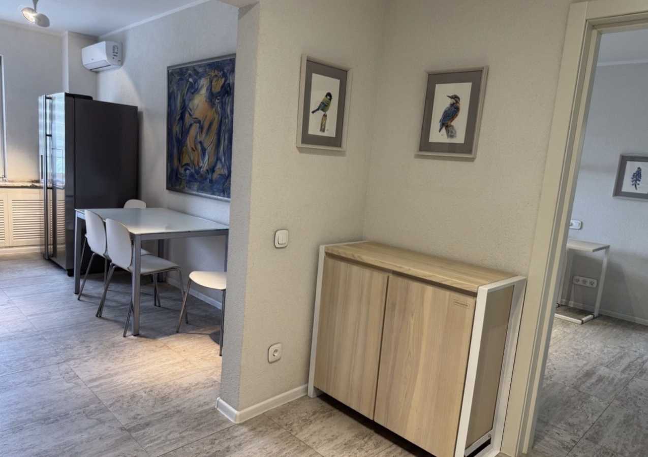 Аренда 3-комнатной квартиры 90 м², Науки просп.